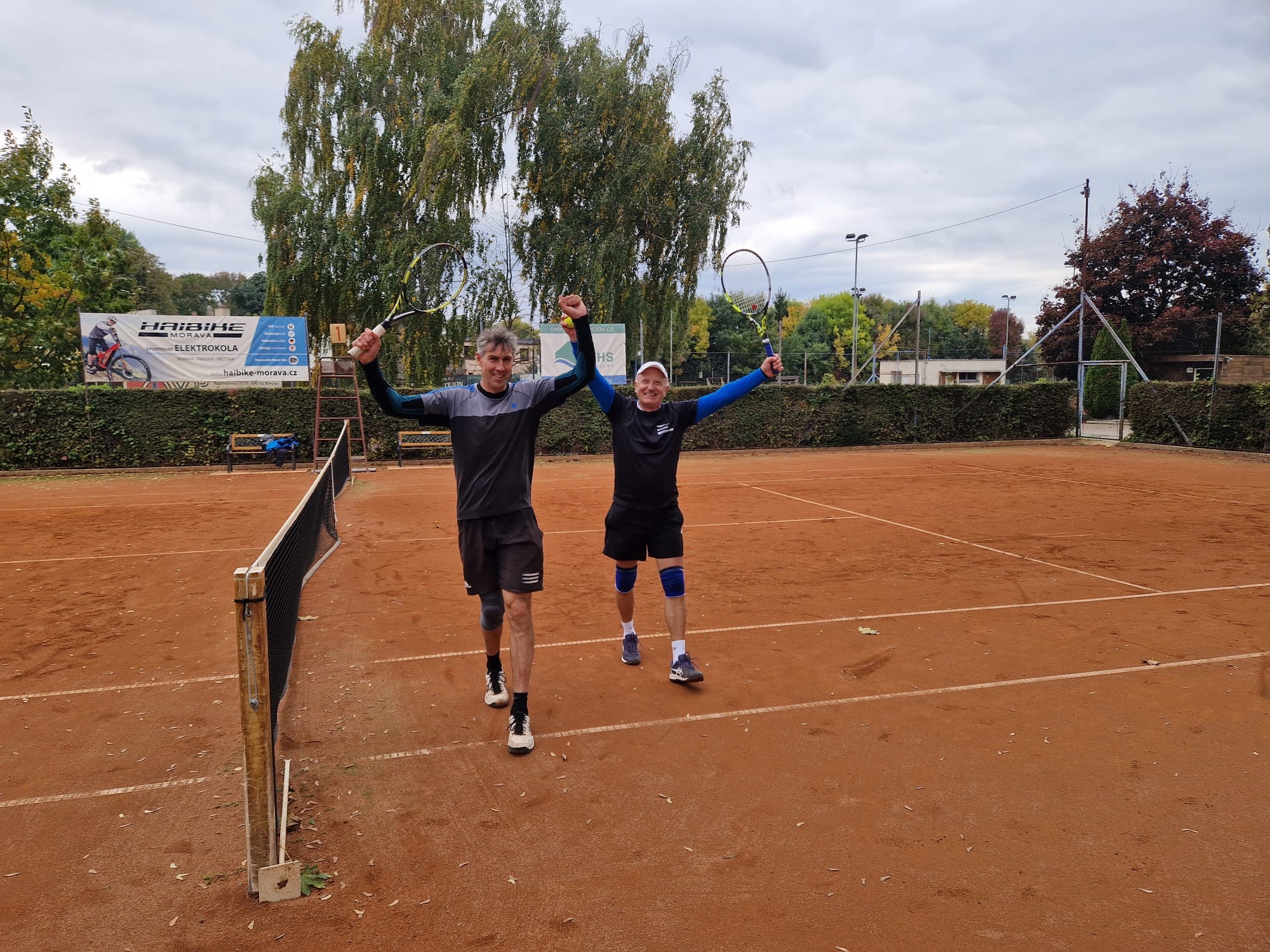 abef93a9 8501 44fd 9593 7bb21ab70980